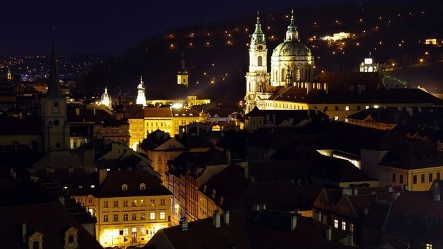 Chrám svatého Mikuláše je považován za nejvýznamnější barokní stavbu Prahy